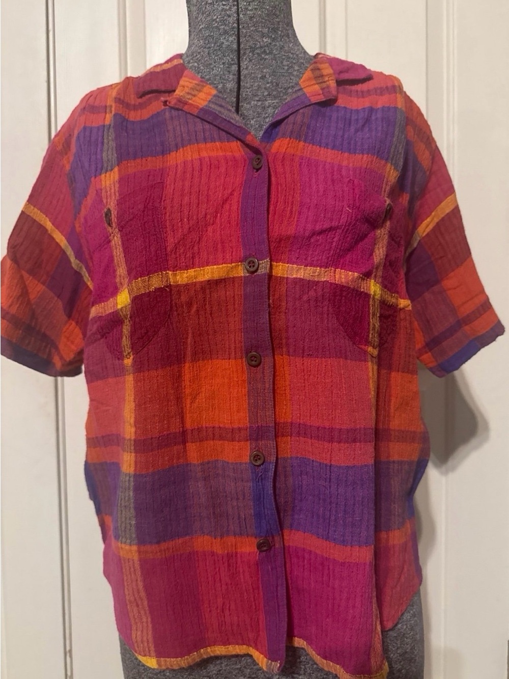 Vintage Pink, Orange & Purple Plaid Short-Sleeve Button-Up Blouse